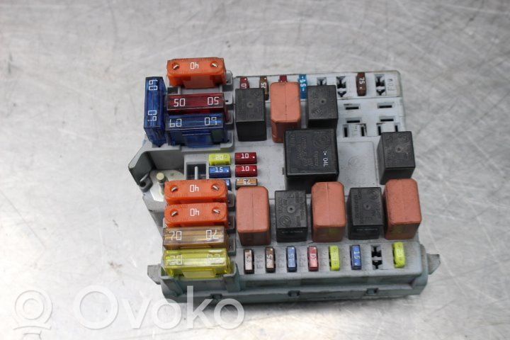 Módulo de fusible   46810002