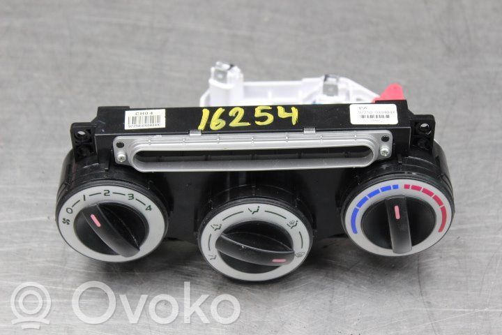 Hyundai i10 Climate control unit 