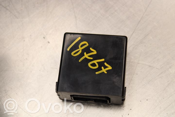 Other control units/modules   8865002331