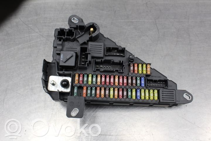 Sulakemoduuli   518956040,690661805