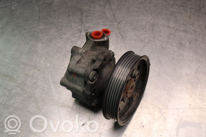 Audi A6 S6 C6 4F Ohjaustehostimen pumppu 