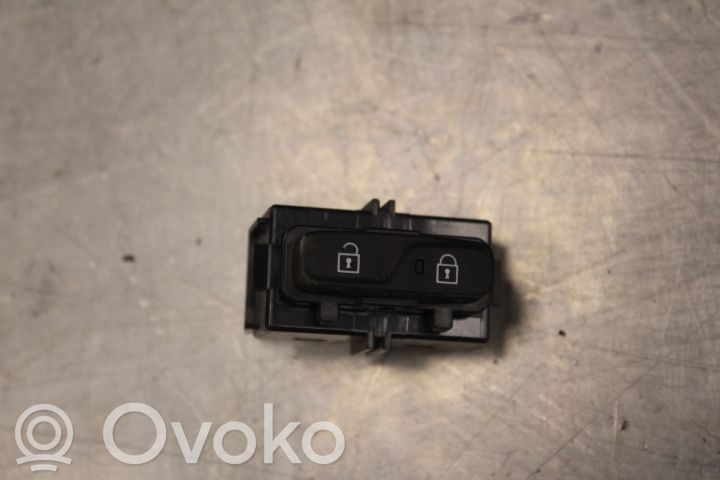 Central locking switch button   31334570