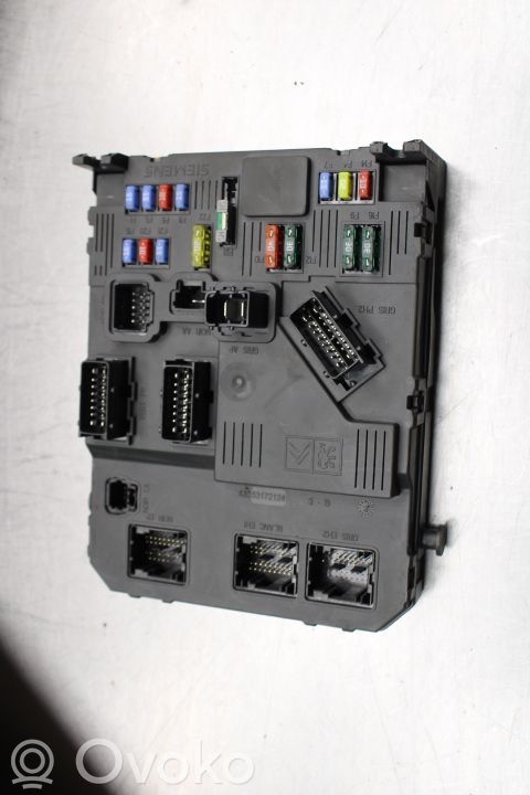 Citroen C3 Fuse module 