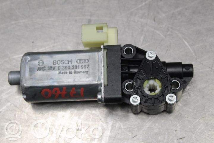 Rear door window regulator motor   0390201997
