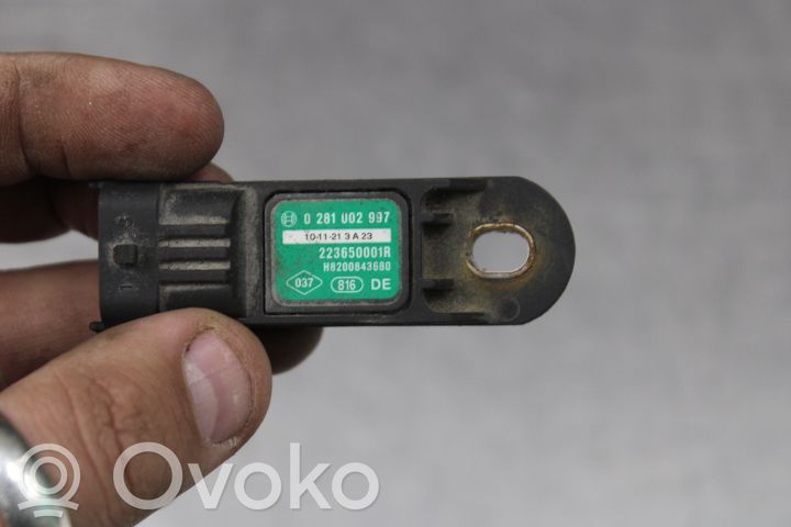 Luftdrucksensor   0281002997,8200843680