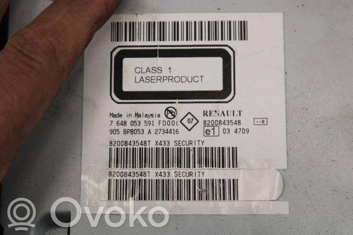 Renault Twingo II Panel / Radioodtwarzacz CD/DVD/GPS 