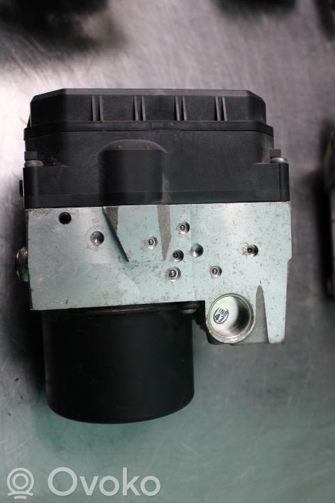 Toyota RAV 4 (XA30) ABS Pump 