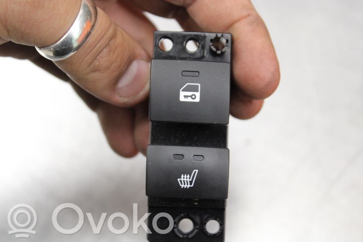 KIA Venga Central locking switch button 