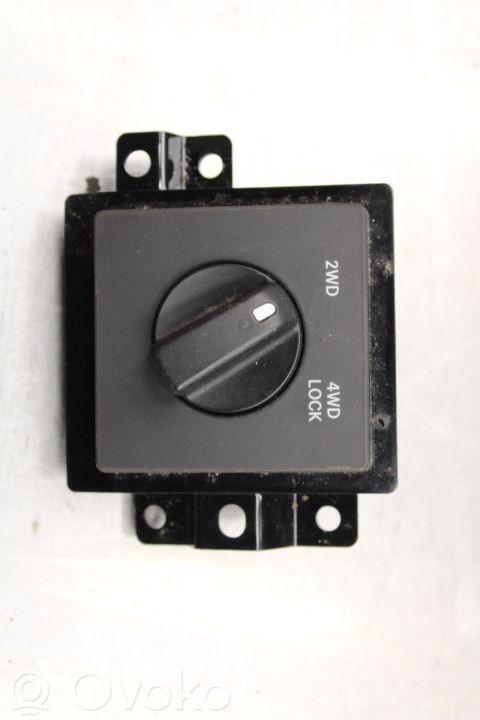 Dodge Nitro Differential lock switch 