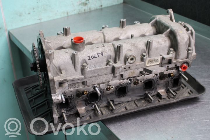 Opel Astra J Engine head 