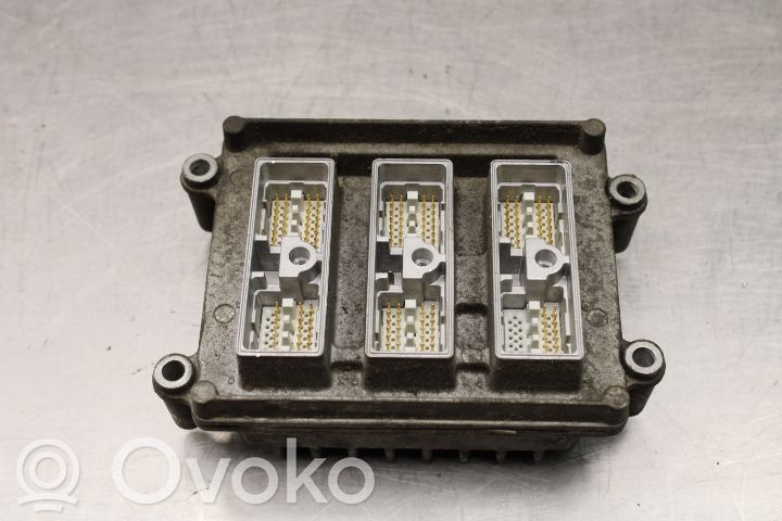 Unidad de control/módulo de la inyección   12574976