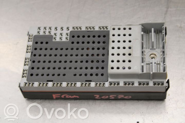 Fuse module   8688383,8645716