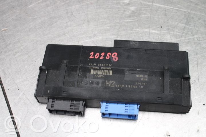 BMW 1 E81 E87 Fuse module 