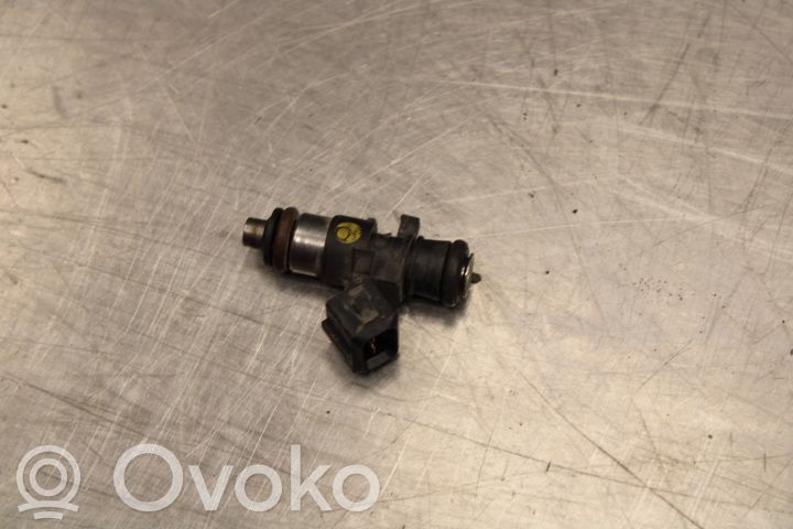 Renault Clio III Inyector de combustible 
