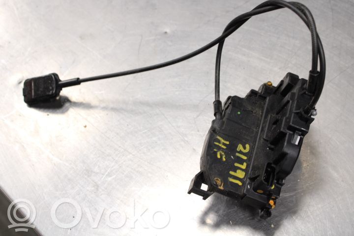 Etuoven lukko