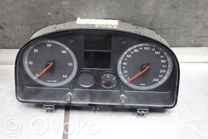 Volkswagen Caddy Vitezometru (grup de instrumente) 
