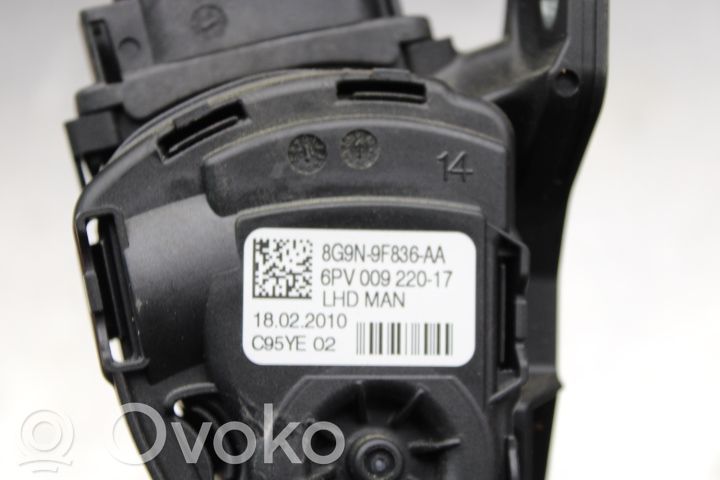 Volvo XC60 Senzor poziție pedală accelerație 
