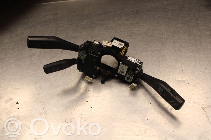 Volkswagen Sharan Wiper turn signal indicator stalk/switch 