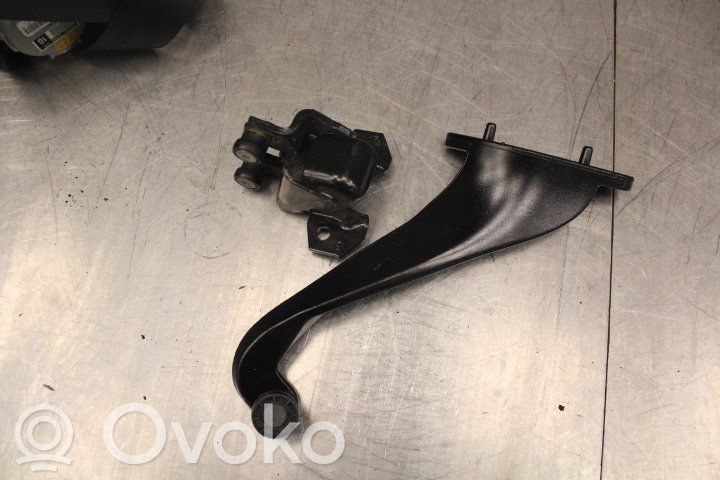Citroen Berlingo Sliding door upper roller guide/hinge 