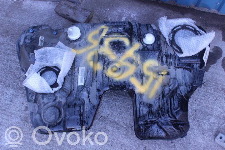 Volvo V60 Polttoainesäiliö 