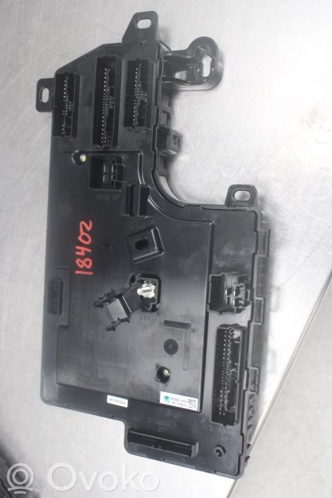 Tesla Model 3 Other control units/modules 