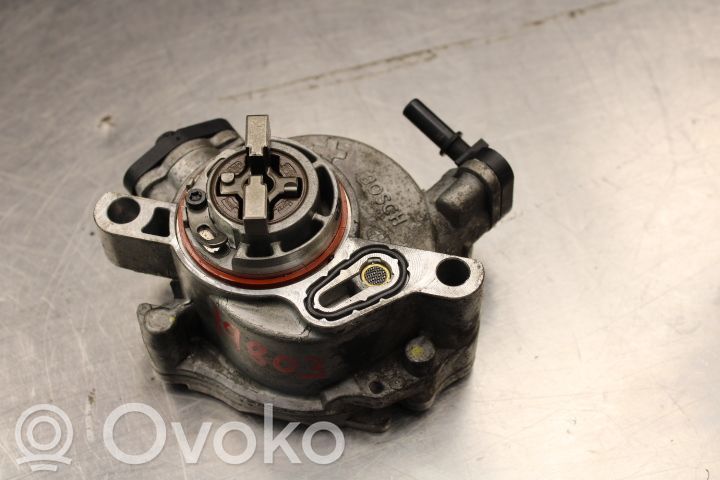 Volvo V40 Bomba de vacío 
