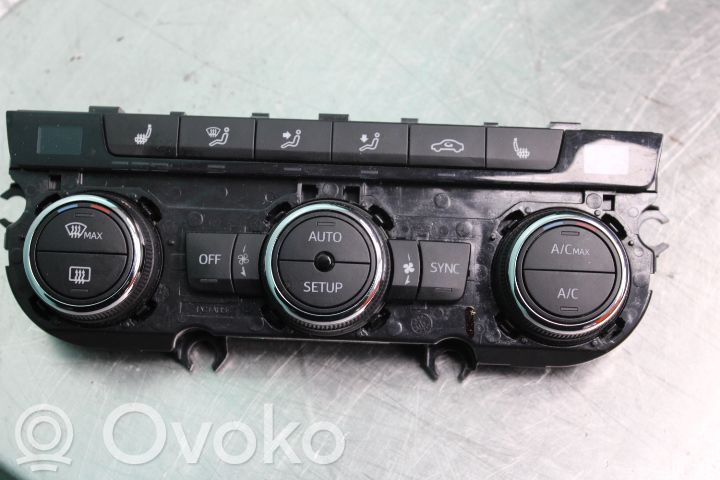 Seat Leon (5F) Climate control unit 