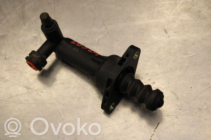 Skoda Fabia Mk3 (NJ) Cilindru secundar ambreiaj 