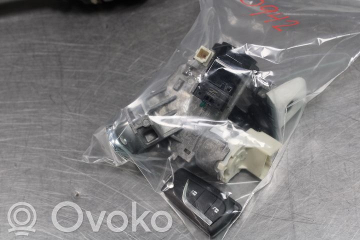 Toyota Yaris Aizdedzes atslēga