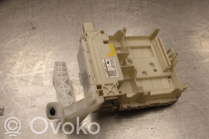 Peugeot 108 Modulo fusibile 