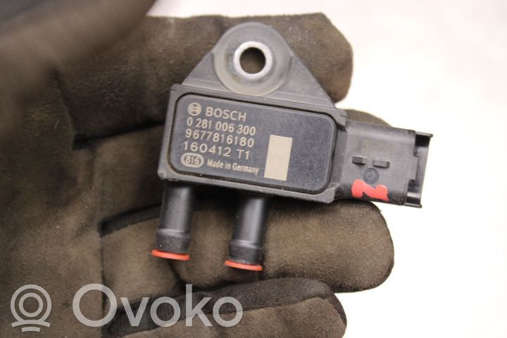 Sensor de temperatura del escape   0281006300,9677816180