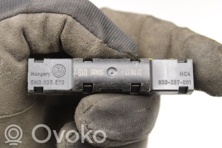 Volkswagen Golf VII Amplificatore antenna