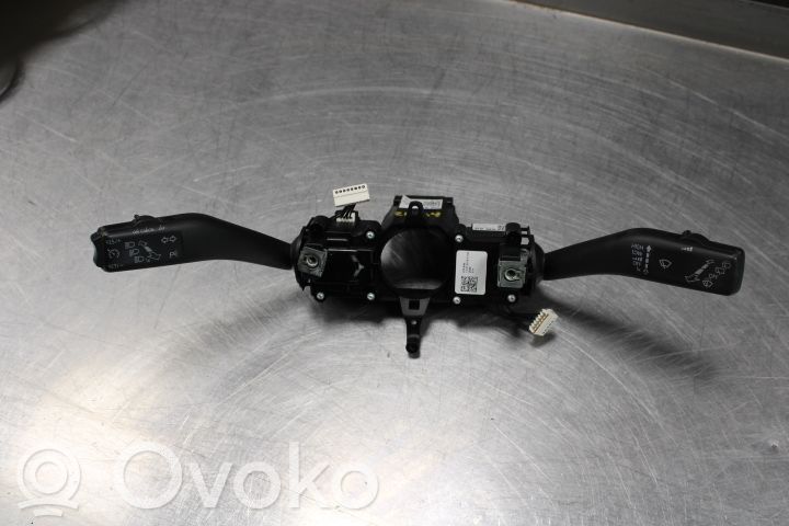 Volkswagen Tiguan Manetka / Przełącznik kierunkowskazów wycieraczek 