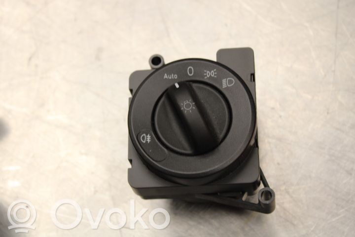 Mercedes-Benz Sprinter W906 Interruptor de luz 