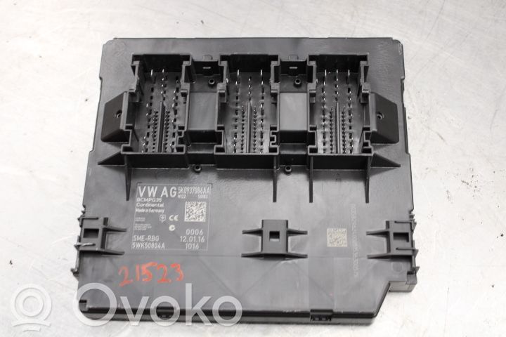 Volkswagen Caddy Fuse module 