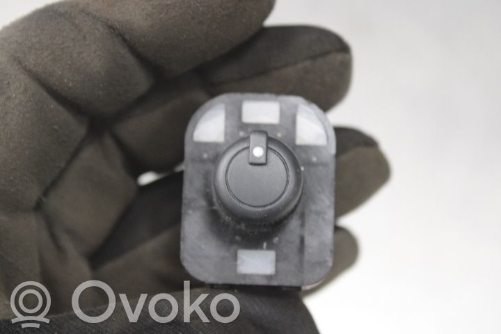Audi A3 S3 8V Wing mirror switch 