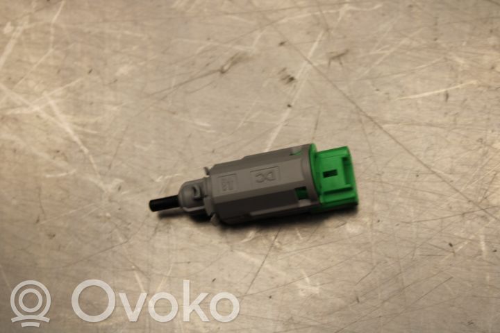Interruptor sensor del pedal de freno