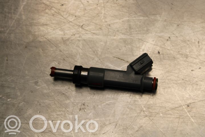 Inyector de combustible   232500T110