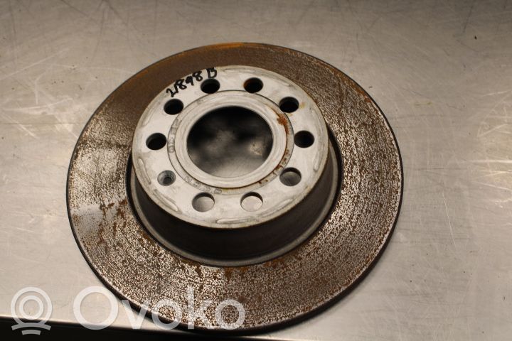 Tarcza hamulca tylnego   5Q0615601D