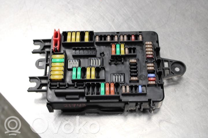 BMW 2 F22 F23 Módulo de fusible 