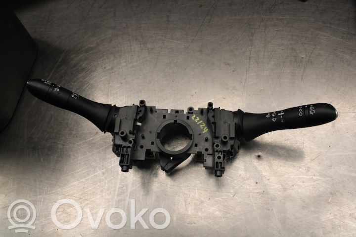 Renault Megane IV Commodo, commande essuie-glace/phare 
