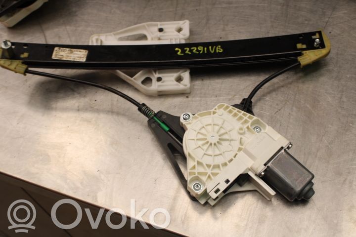 Regulador de puerta trasera con motor