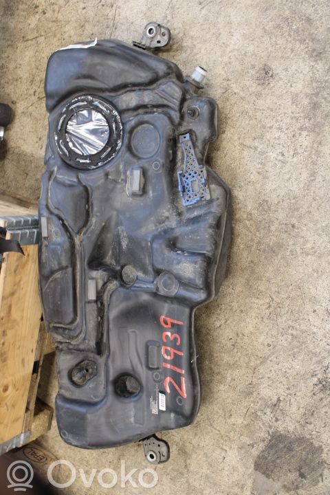 Volvo S90, V90 Rezervor combustibil 
