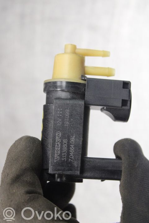 Supapă vacuum   31339808