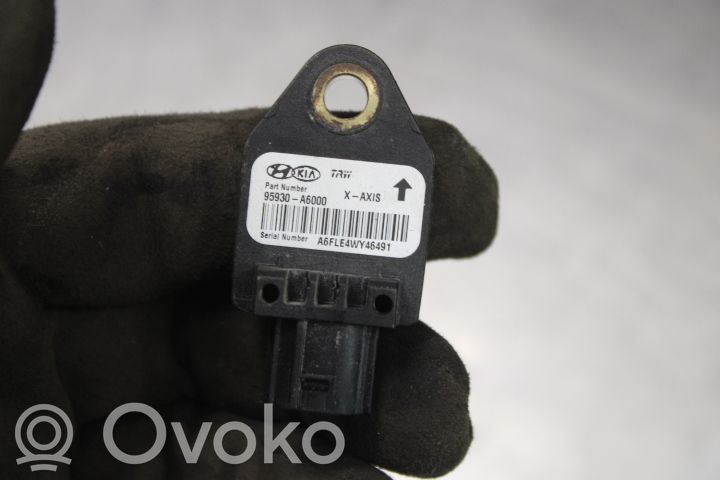 Hyundai i30 Sensore d’urto/d'impatto apertura airbag