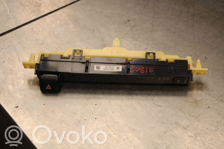 Botón interruptor de luz de peligro   8395042220
