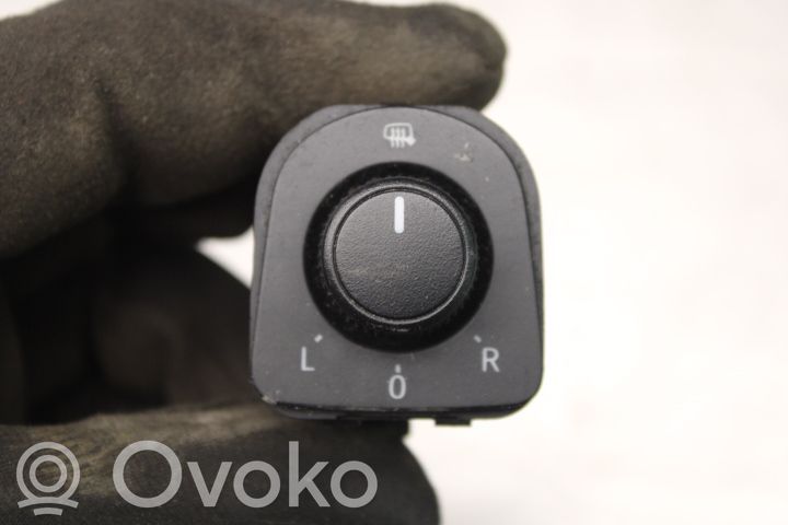 Wing mirror switch   5F0959565D