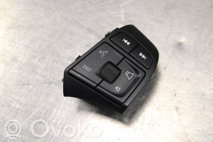 Volvo V60 Boutons / interrupteurs volant 