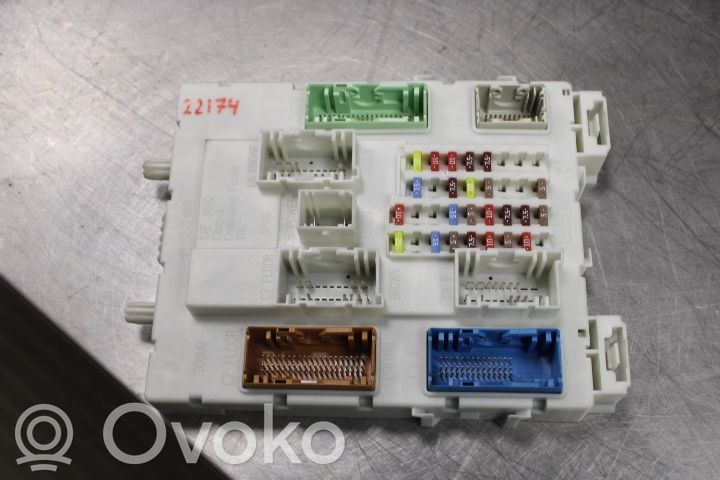 Volvo V40 Modulo fusibile 