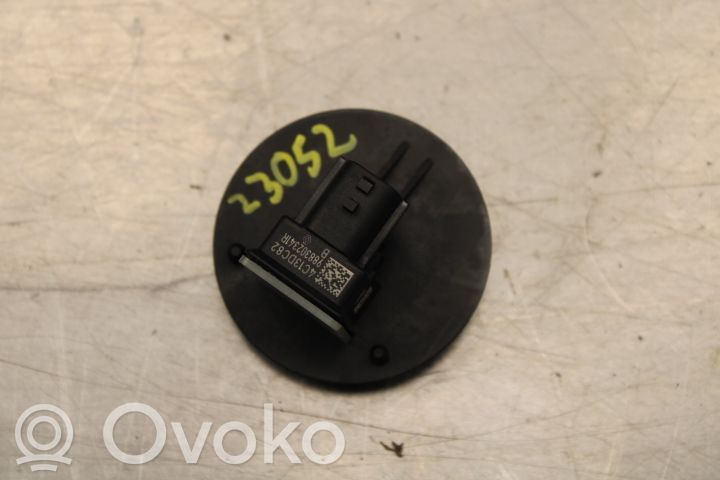 Renault Megane IV Senzor impact/declanșare airbag 